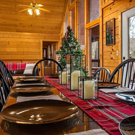 Kate'S Cabin - 3 Min To Dollywood! Cabin With Hot Tub, Game Room, And Resort Pool! Sevierville Luaran gambar